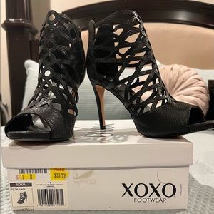 XOXO heels